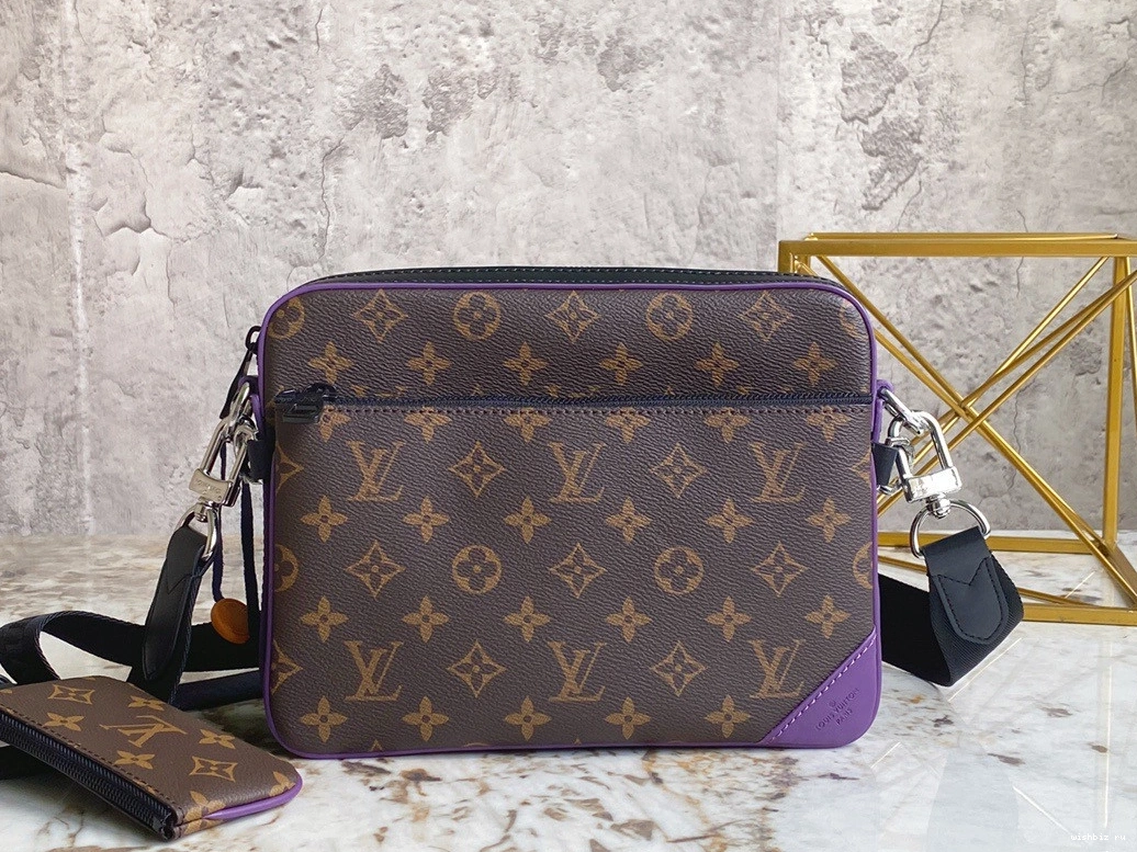 WIS MESSENGER TRIO VUITTON LOUIS 1230